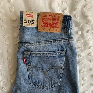 Levi’s shorts